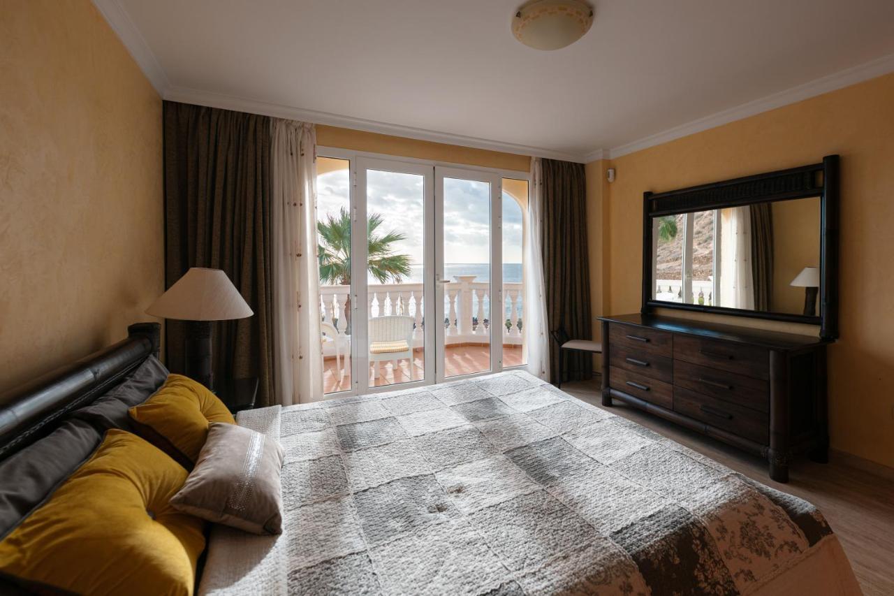Villa Faya On The First Ocean Line With New Heated Pool Los Cristianos  Extérieur photo